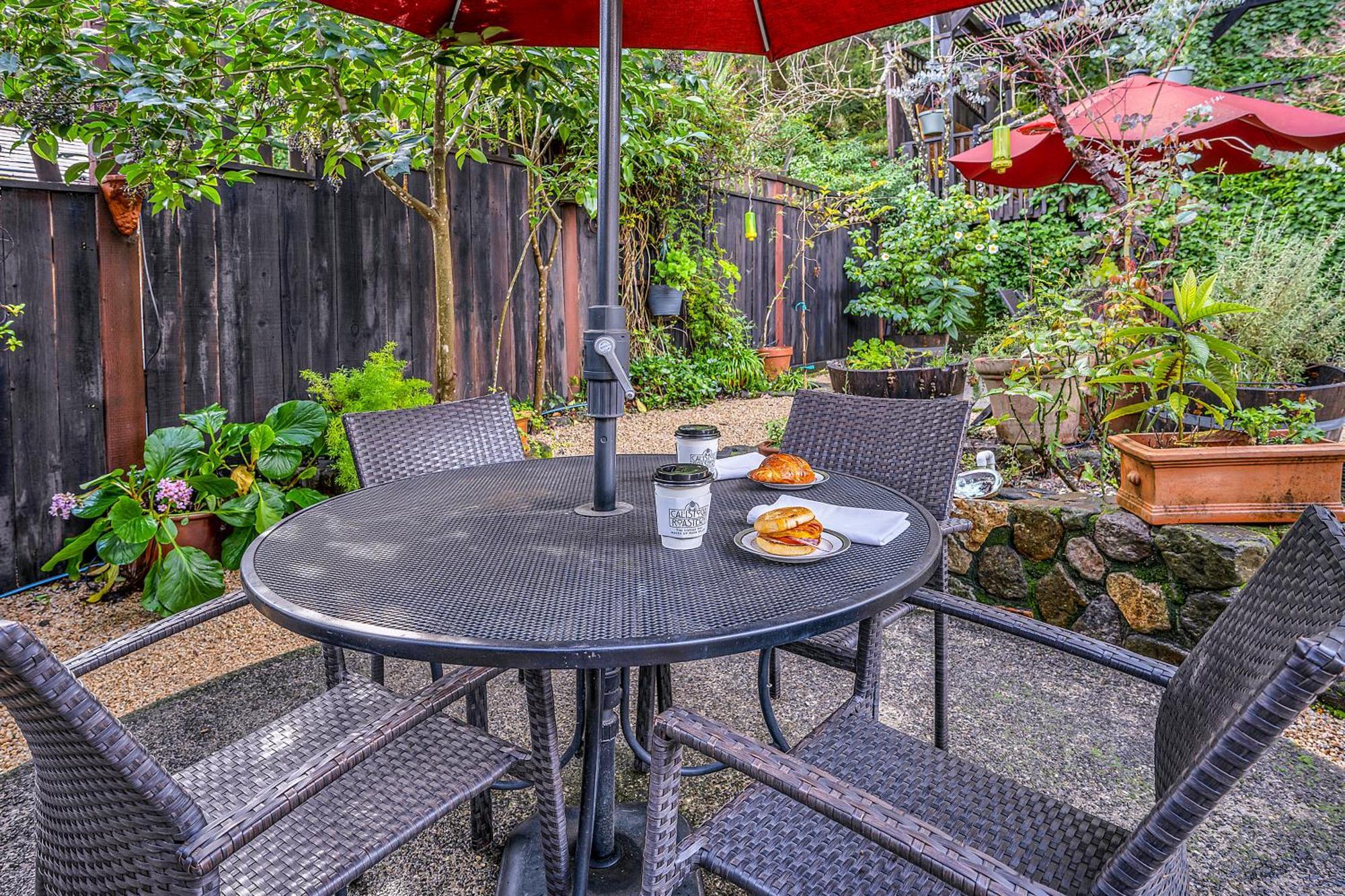 Calistoga Wine Way Inn Екстер'єр фото